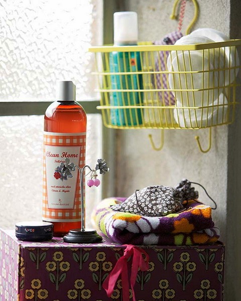 storage-ideas-small-bathroom-06