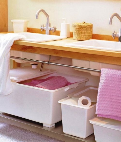 storage-ideas-small-bathroom-19