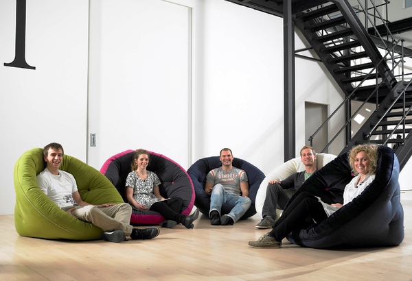 кресло футон Nest Chair