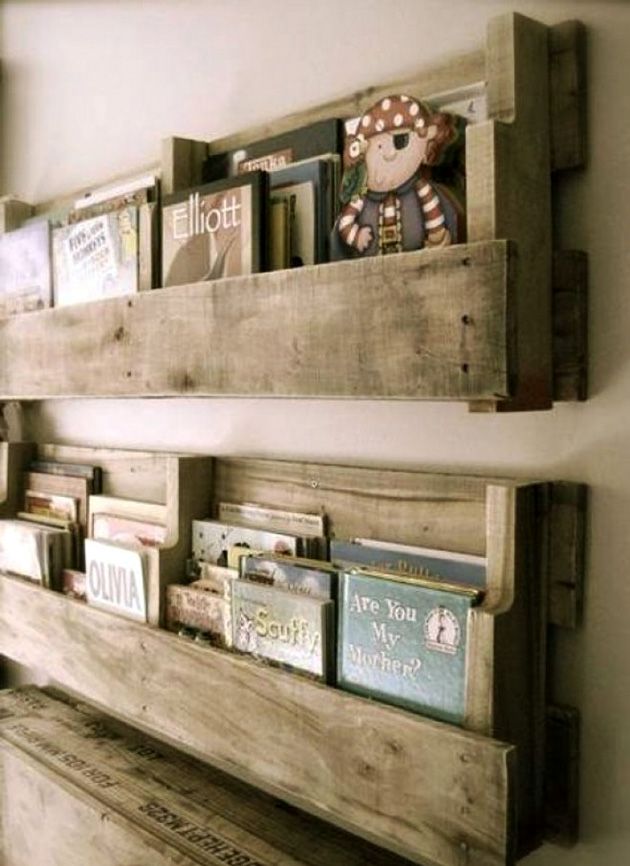 книжкові полиці з піддонів
