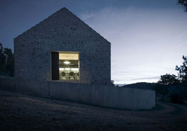 compact-slovenia-house-02