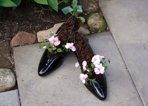 цветочные горшки из обуви
