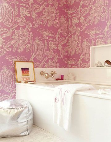 bathroom-with-wallpaper-33