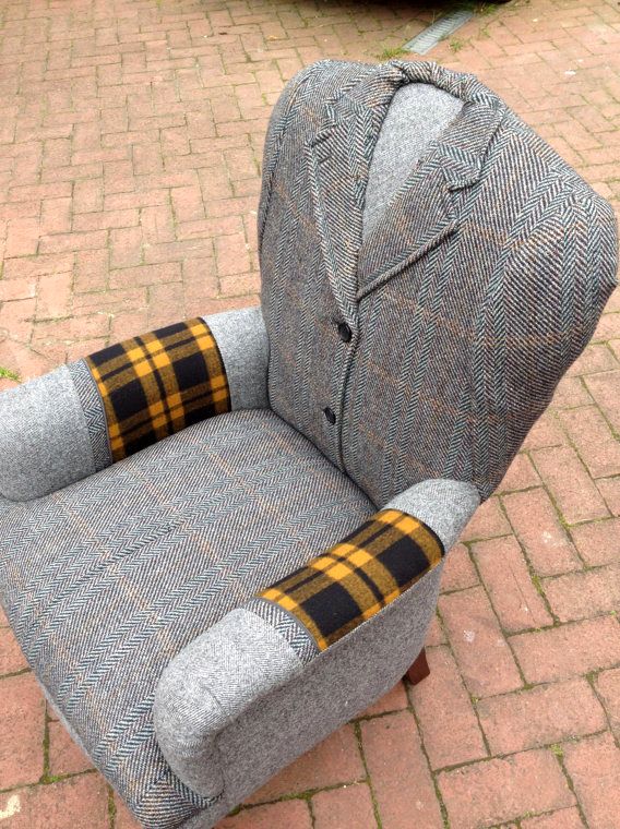 обивка кресла из мужского пиджака