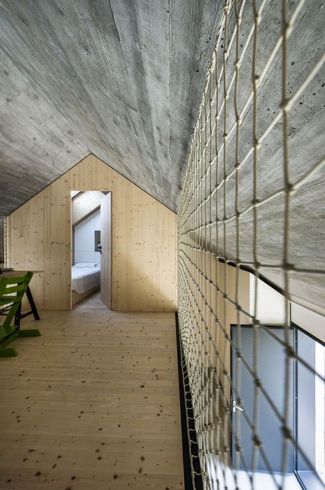 compact-slovenia-house-10