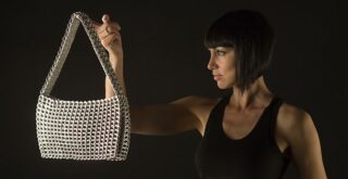 сумка своими руками из язычков от алюминиевых банок