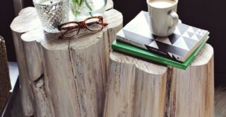 белые тумбы из пней