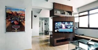 кімнатна перегородка з плазмовою панеллю на основі, що обертається