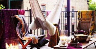 декор балкона в стилі бохо шик